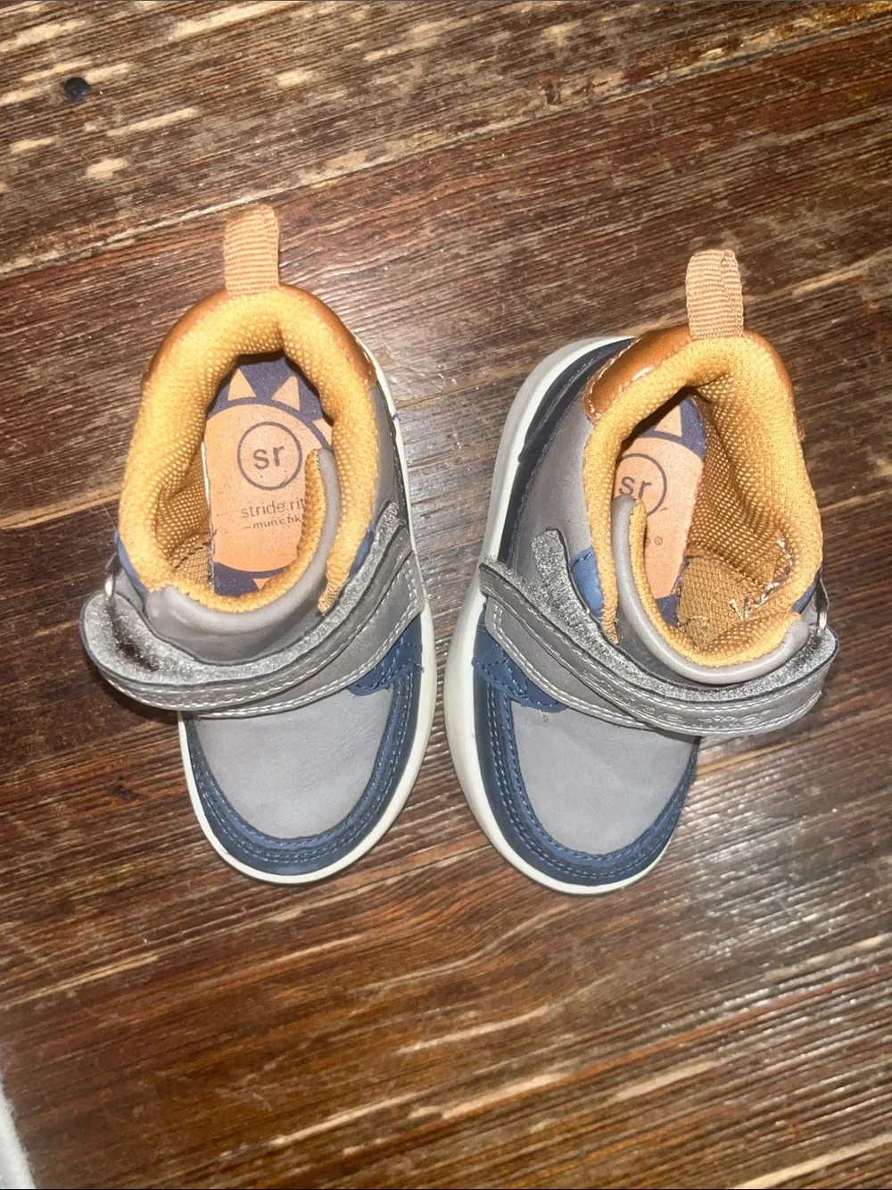 Stride Rite Kids Double Strap Sneakers in Gray, Navy & Tan